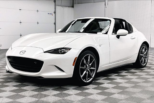 Used 2021 MAZDA MX-5 Miata RF Grand Touring RWD image 12