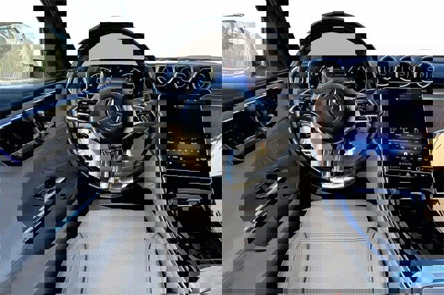 Certified 2023 Mercedes-Benz C 300 4MATIC Sedan image 11