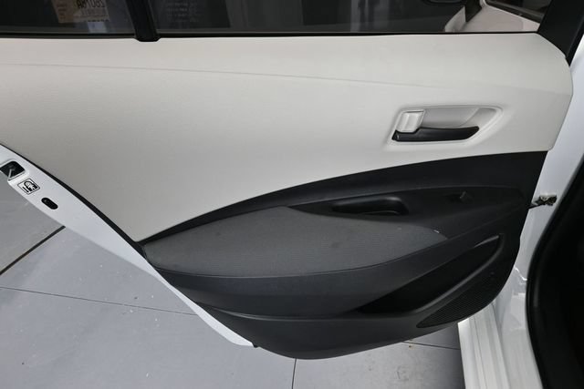 Used 2022 Toyota Corolla LE FWD image 28