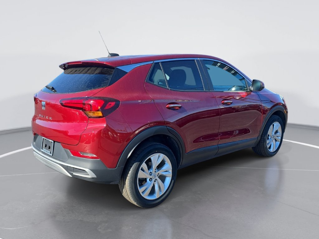 Certified 2024 Buick Encore GX Preferred AWD/4WD image 3
