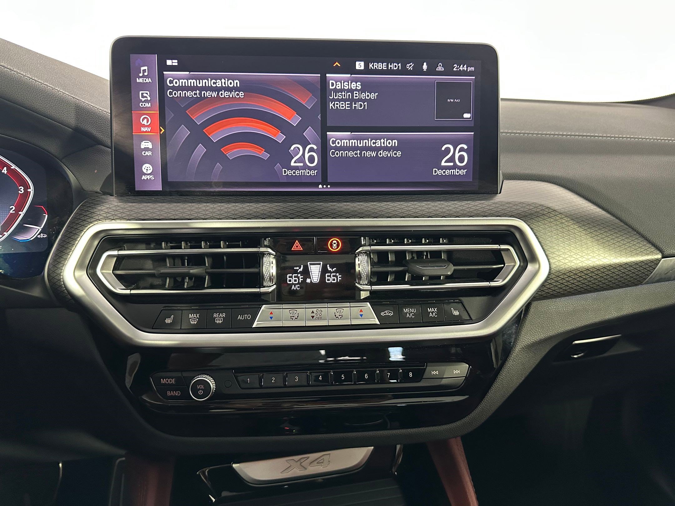 Certified 2023 BMW X4 xDrive30i w/ M Sport Package image 23