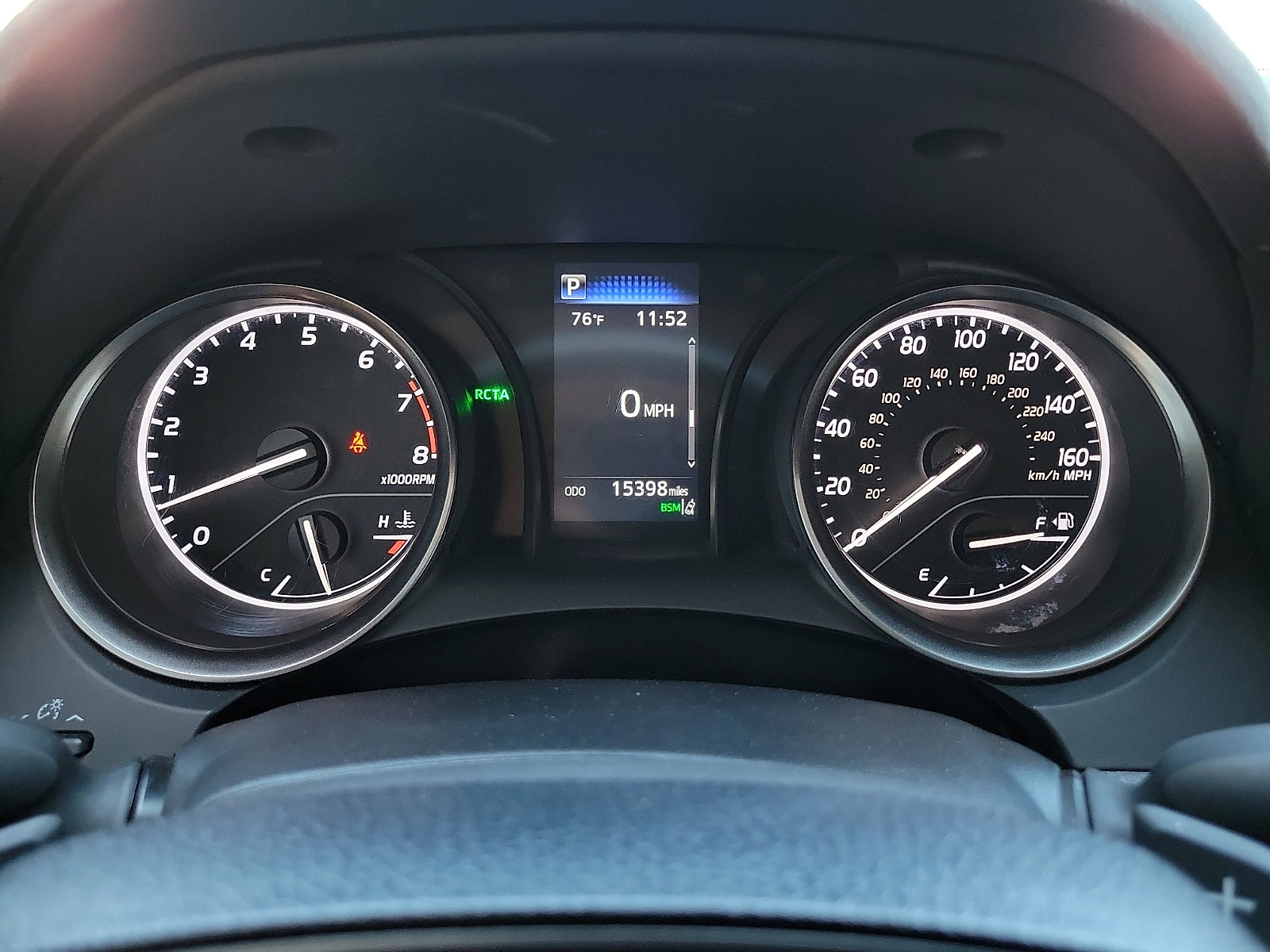 Used 2024 Toyota Camry SE w/ Audio Upgrade Package image 18