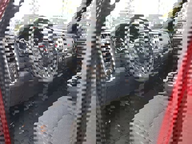 Used 2024 RAM 1500 Classic Warlock image 19