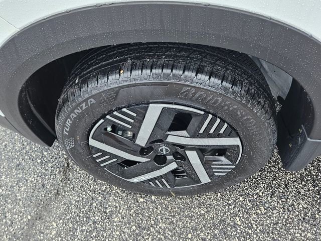 New 2026 Nissan Kicks SV image 17