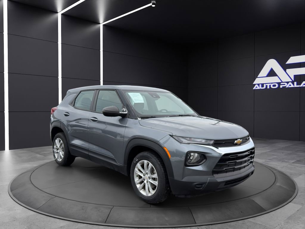 Used 2021 Chevrolet TrailBlazer LS image 3