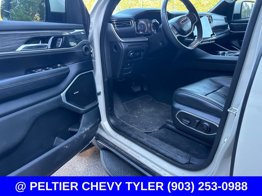 Used 2022 Jeep Wagoneer Series II RWD image 11