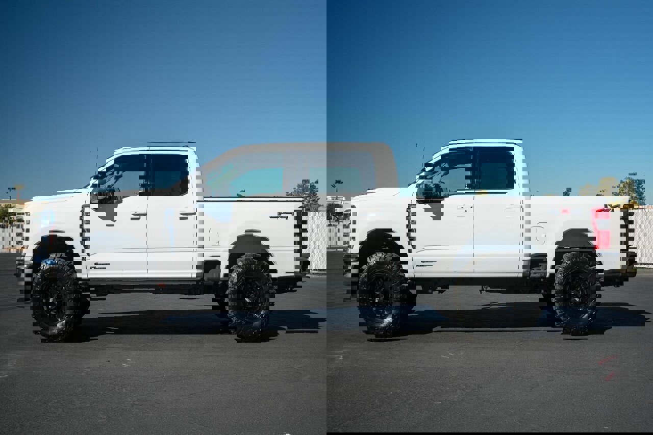 Used 2024 Ford F250 Lariat image 5