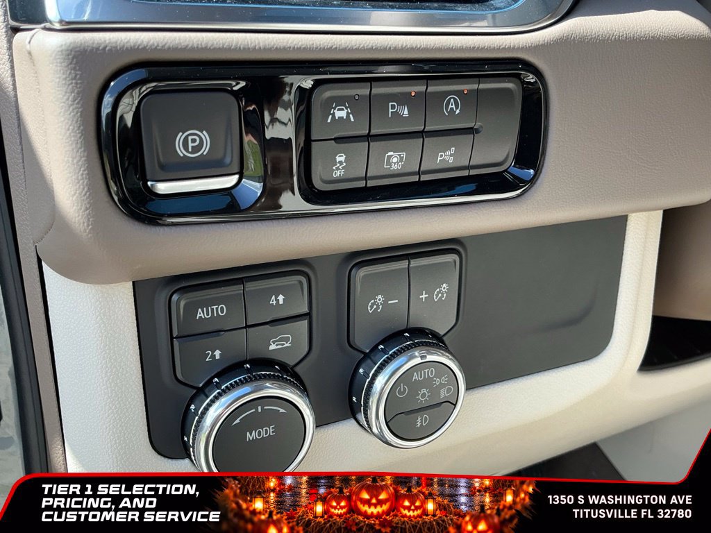 New 2026 GMC Yukon XL Denali w/ Sun & Power Step Package AWD/4WD image 26