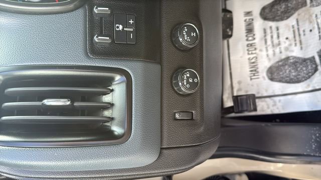 Used 2022 Chevrolet Colorado Z71 image 17