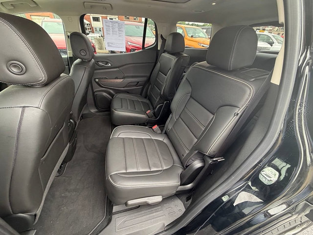 Used 2023 GMC Acadia Denali w/ Denali Technology Package AWD/4WD image 15