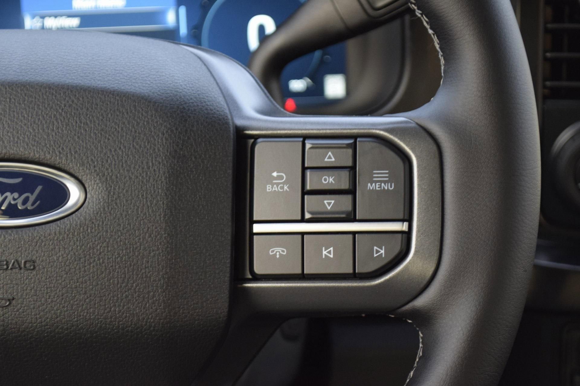 New 2026 Ford F250 Lariat w/ Black Appearance Package image 10