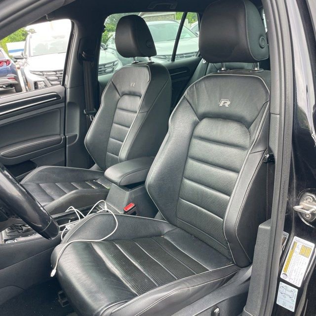 Used 2019 Volkswagen Golf R 4-Door AWD/4WD image 11