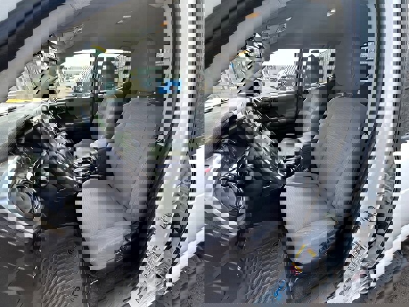 Used 2019 Toyota Tacoma SR5 RWD image 12