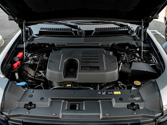 New 2026 Land Rover Defender 110 X AWD/4WD image 41