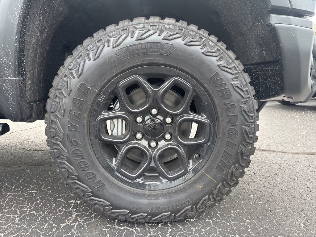New 2026 Chevrolet Silverado 1500 ZR2 w/ ZR2 Bison Edition AWD/4WD image 9