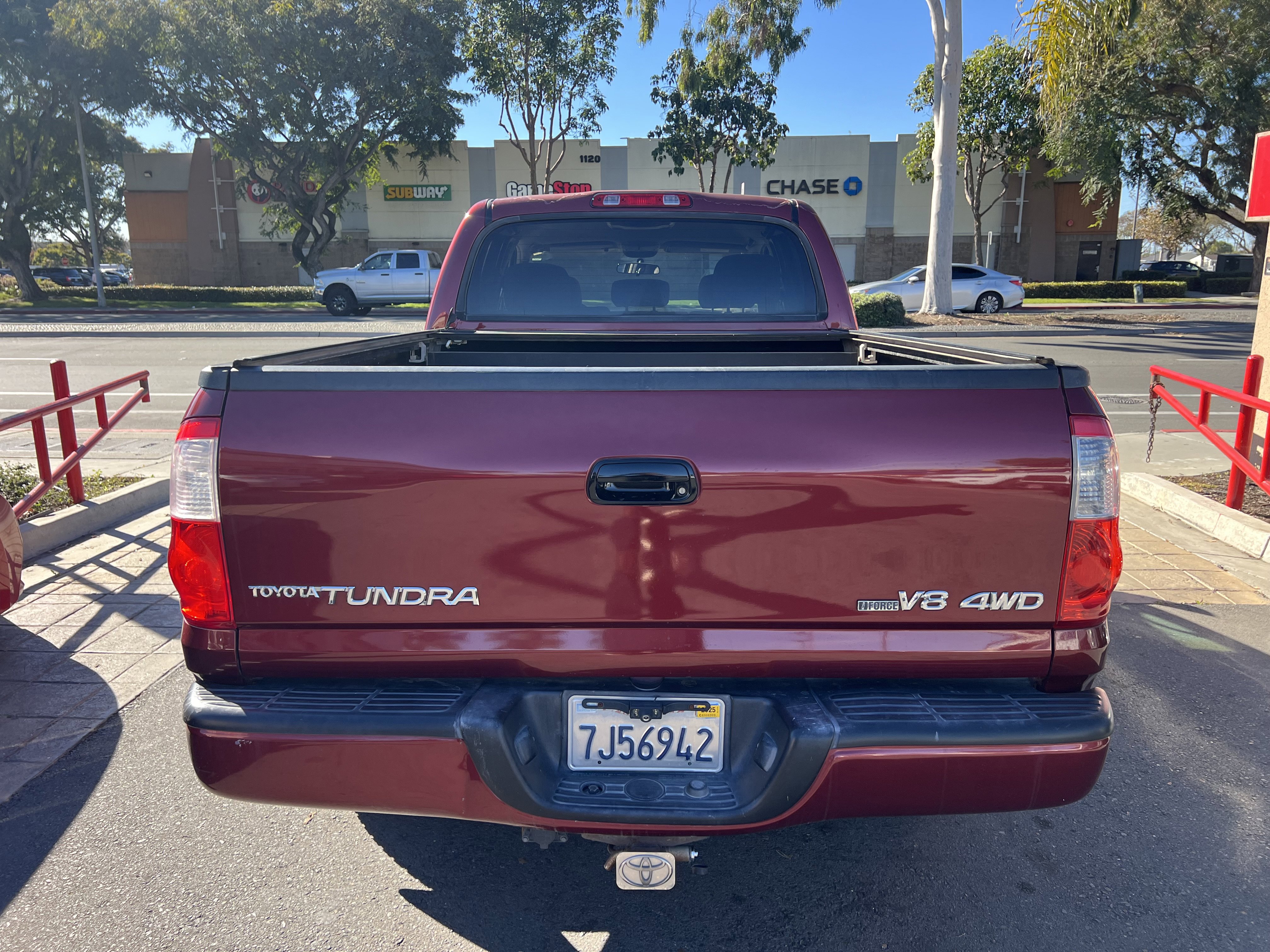 Used 2004 Toyota Tundra Limited image 9