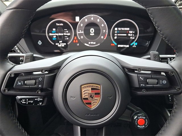 Used 2025 Porsche 911 Carrera image 25