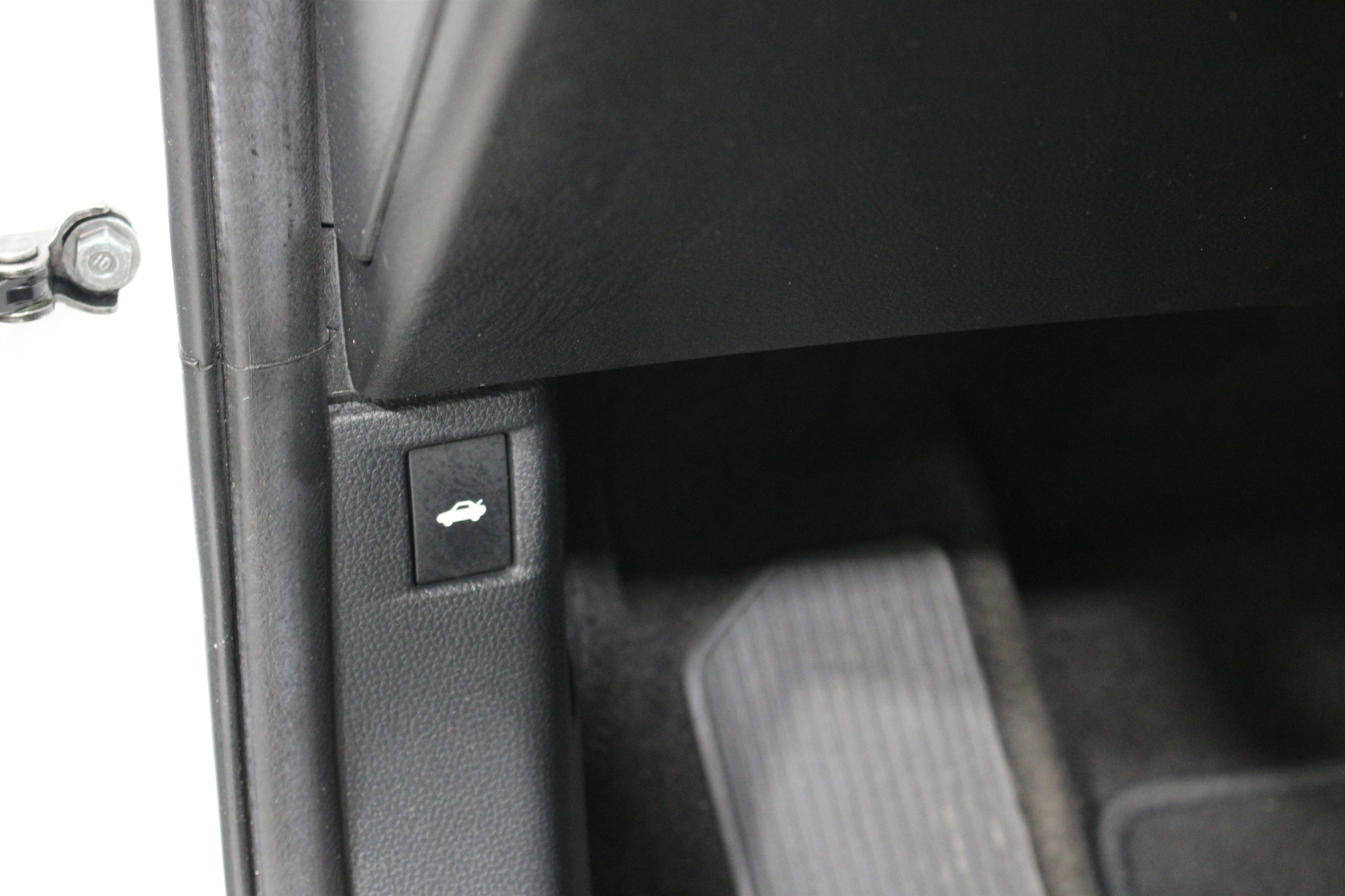 Used 2024 Honda Accord Touring image 9