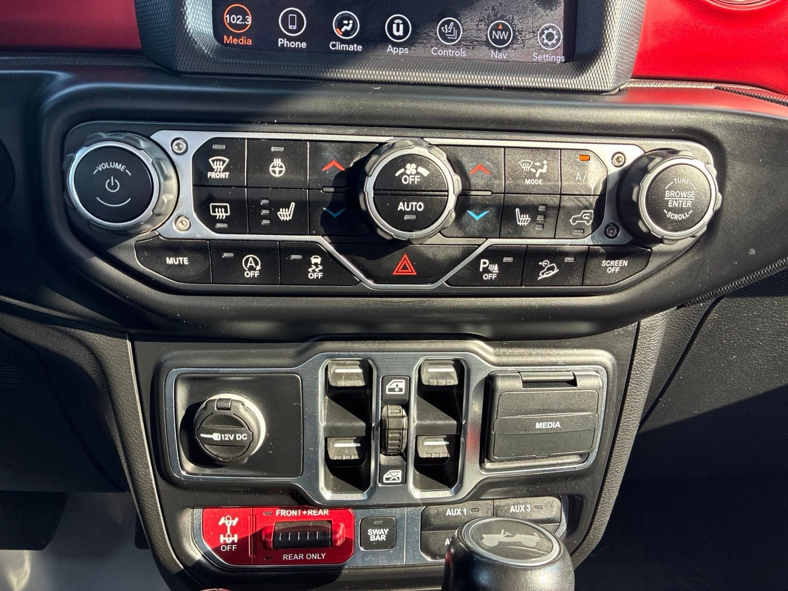 Used 2020 Jeep Wrangler Unlimited Rubicon AWD/4WD image 24