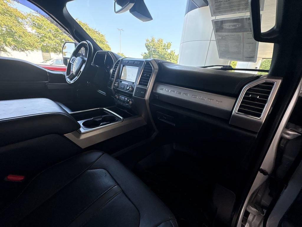 Used 2017 Ford F350 Platinum w/ Platinum Ultimate Package AWD/4WD image 30