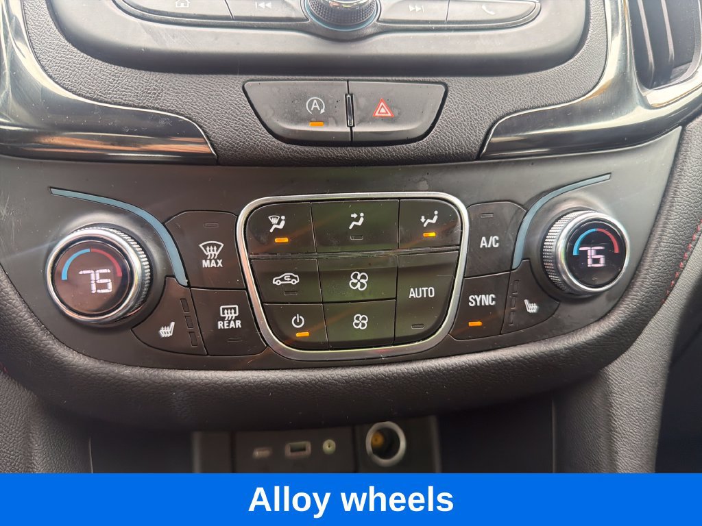 Used 2023 Chevrolet Equinox RS AWD/4WD image 17