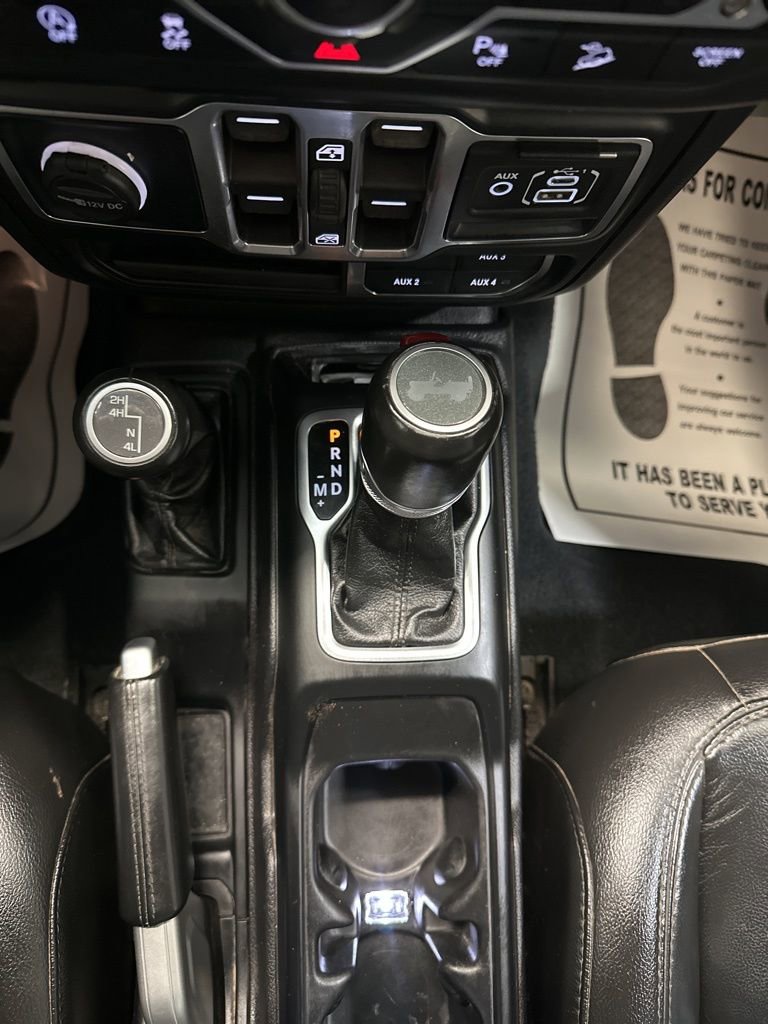 Used 2020 Jeep Wrangler Unlimited Sahara image 28