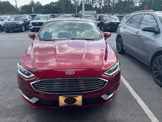 Used 2018 Ford Fusion SE w/ Fusion SE Technology Package FWD image 6