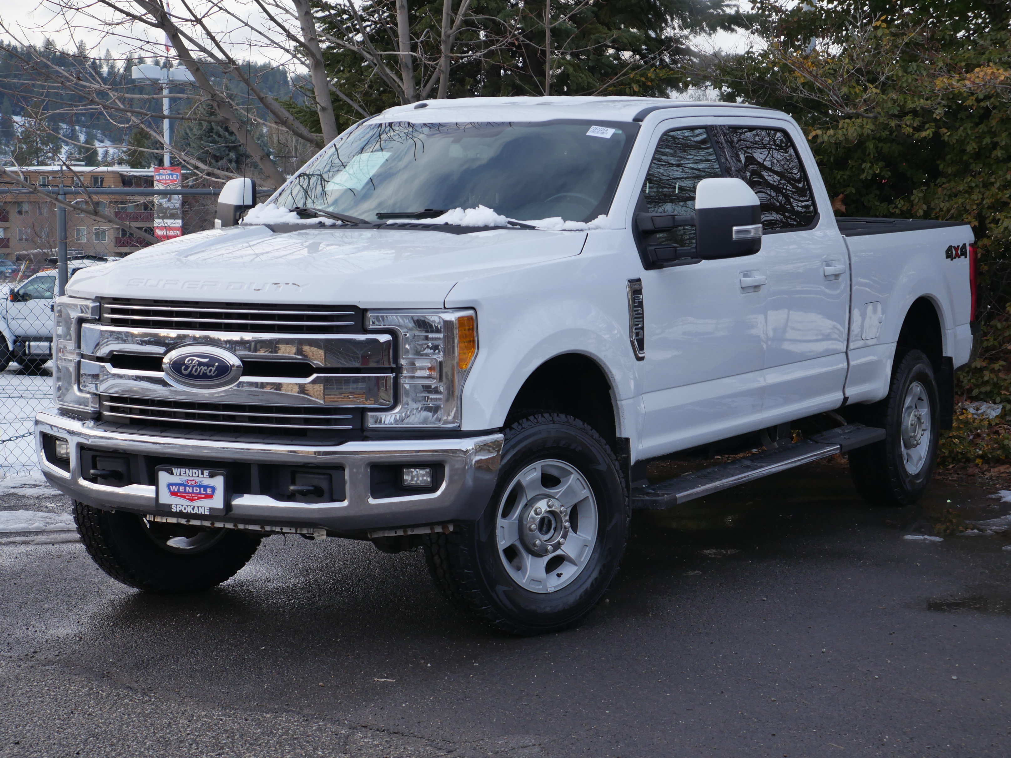 Used 2017 Ford F250 Lariat image 2