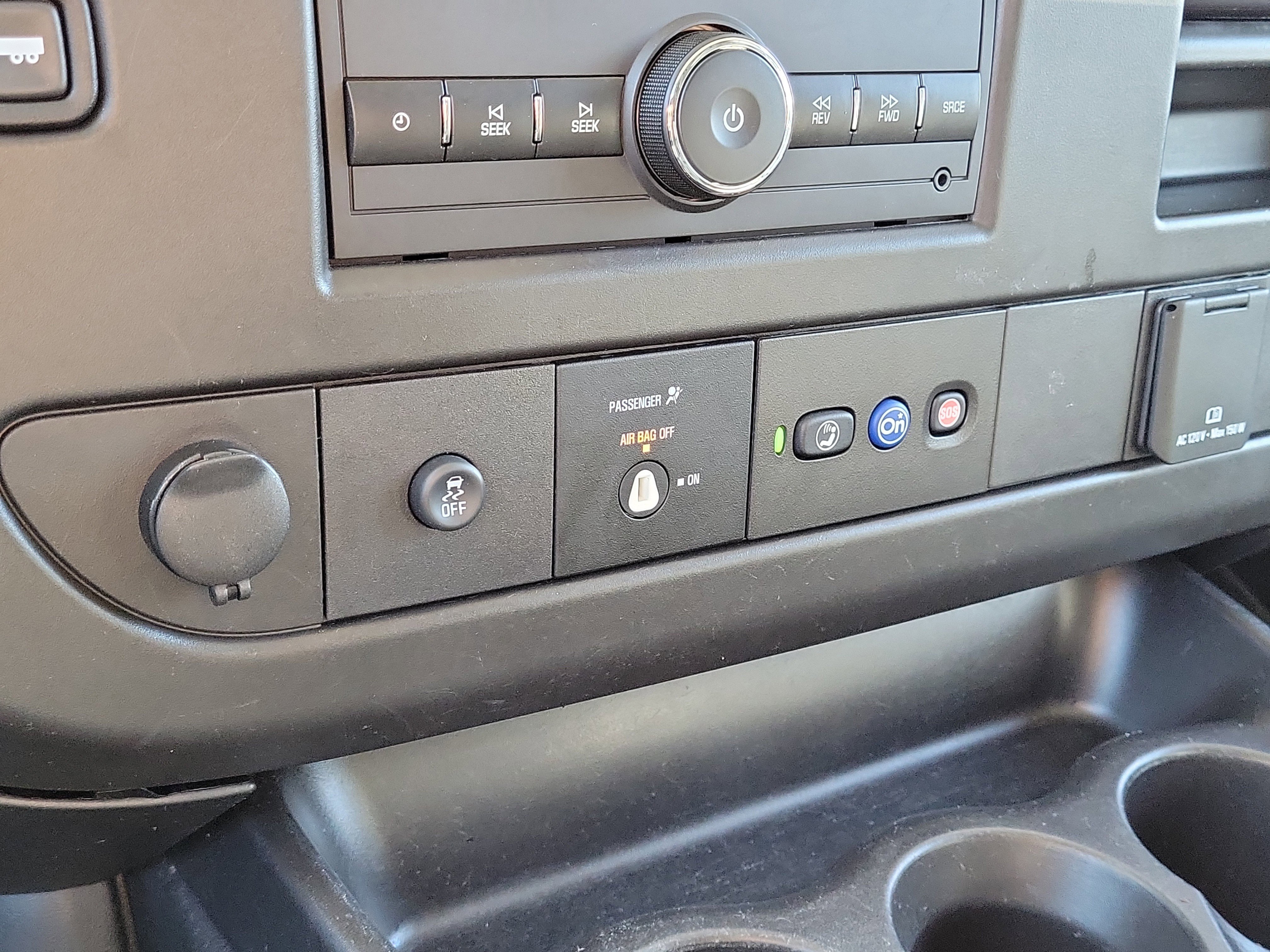 Used 2021 Chevrolet Express 2500 Extended w/ Driver Convenience Package image 27