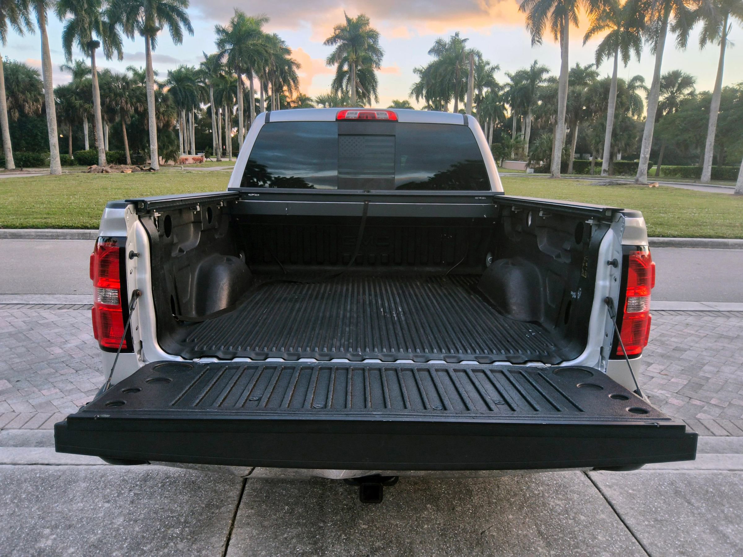 Used 2017 GMC Sierra 1500 SLE w/ SLE Value Package image 48