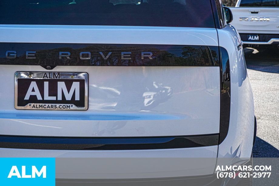 Used 2024 Land Rover Range Rover SE image 12