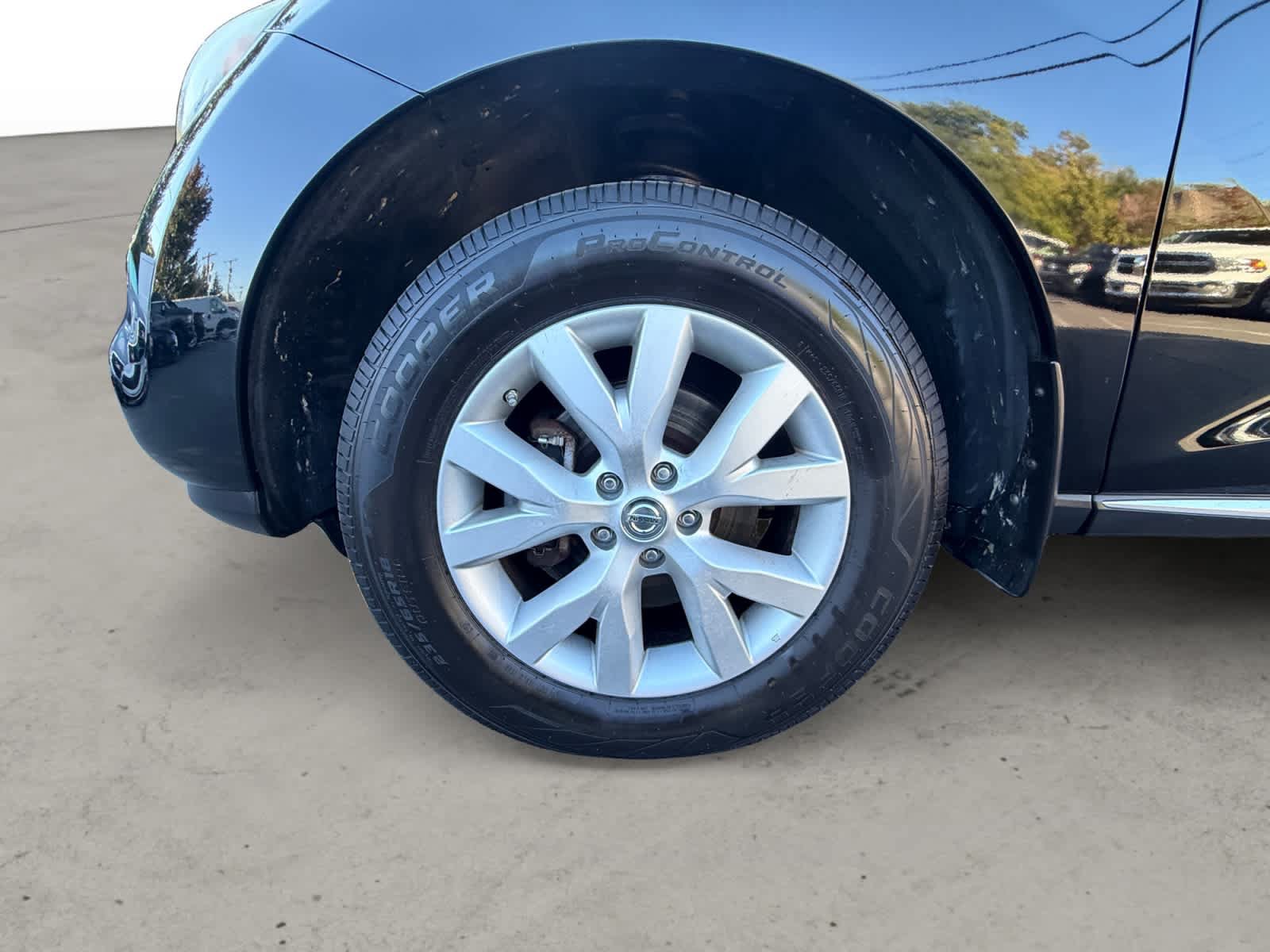 Used 2014 Nissan Murano S AWD/4WD image 12
