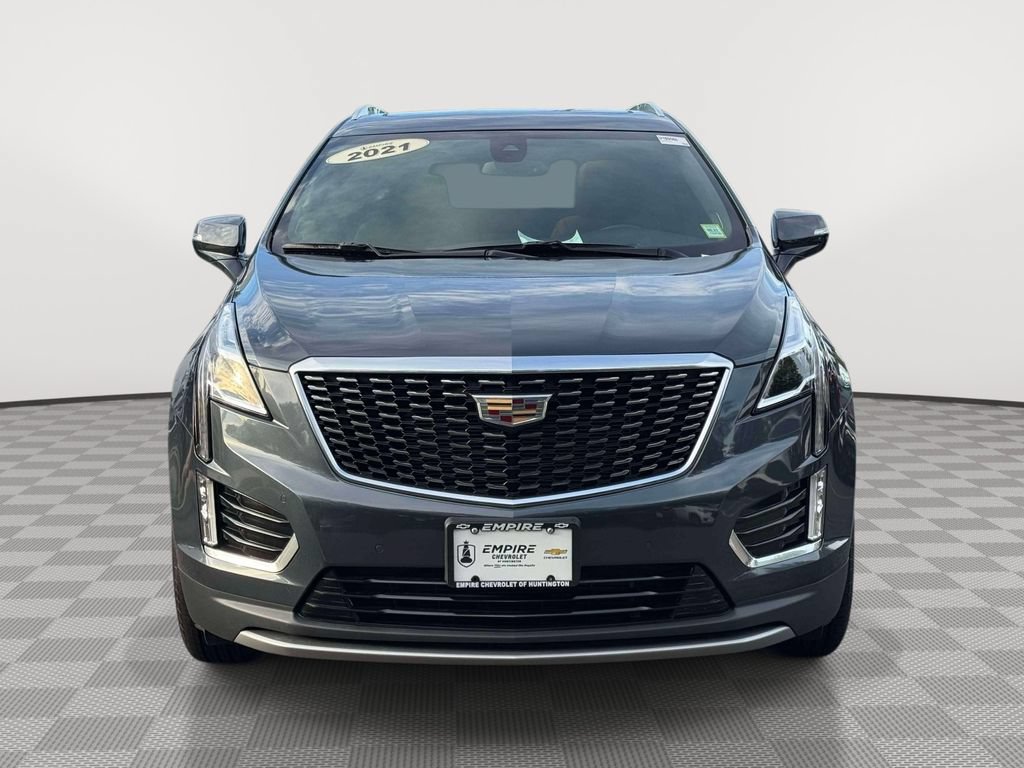 Used 2021 Cadillac XT5 Premium Luxury AWD/4WD image 2