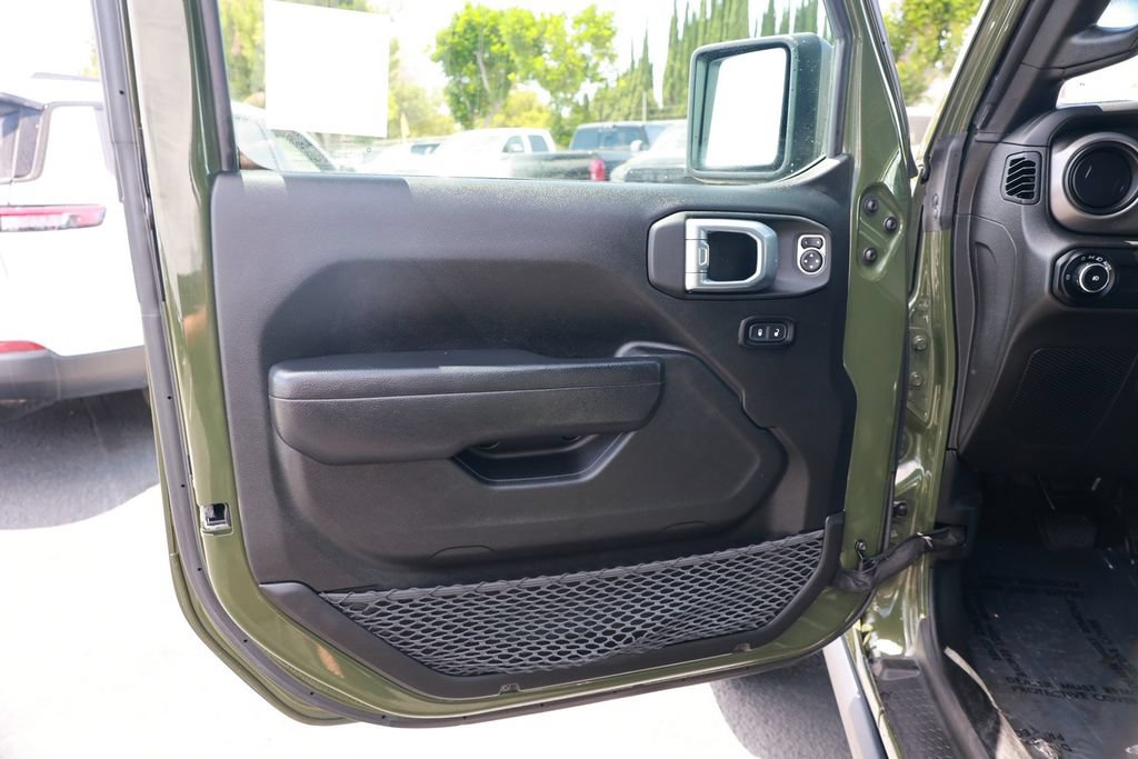 Used 2023 Jeep Wrangler Unlimited Sport AWD/4WD image 16
