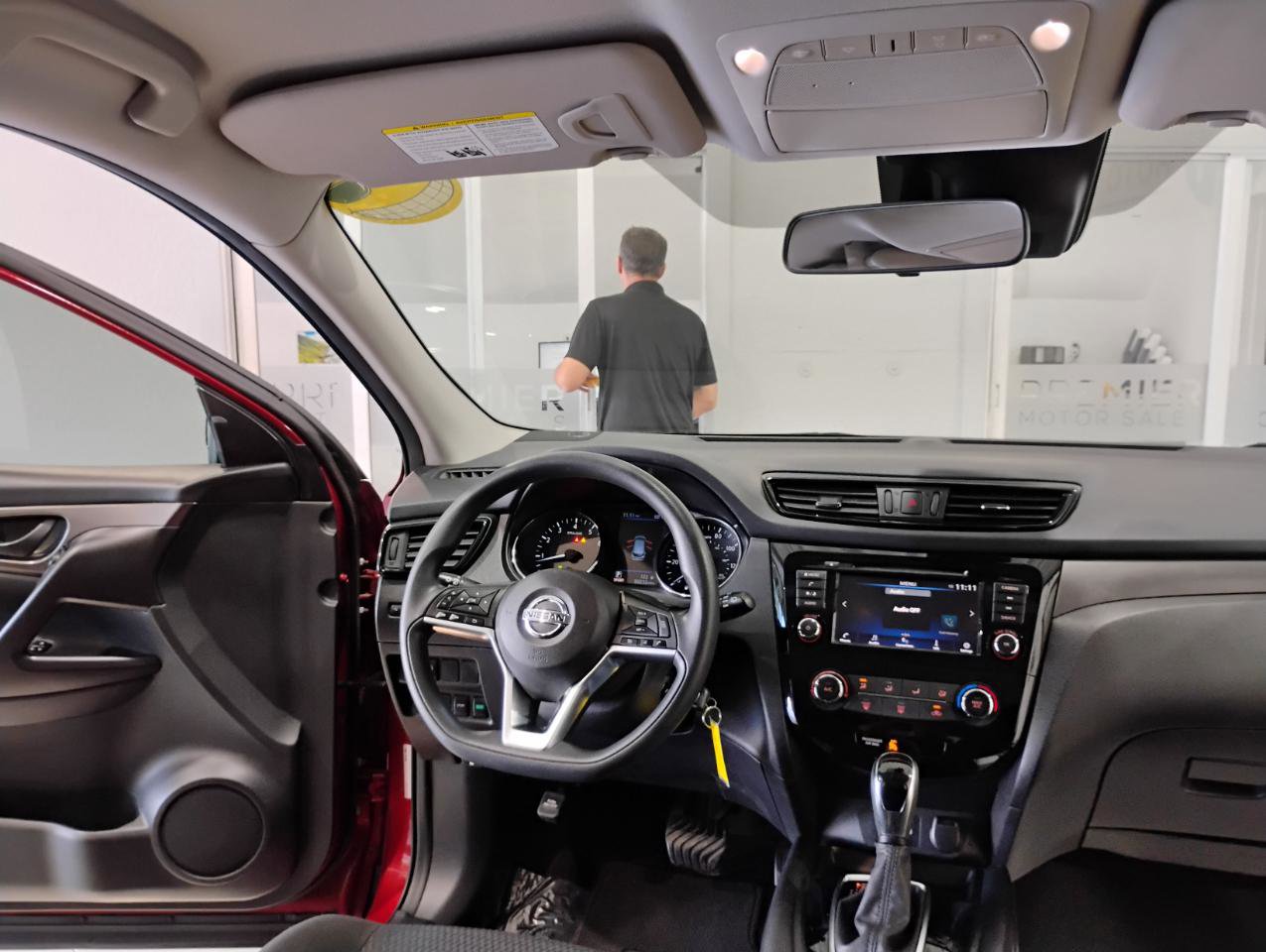 Used 2020 Nissan Rogue Sport S w/ Appearance Package FWD image 32
