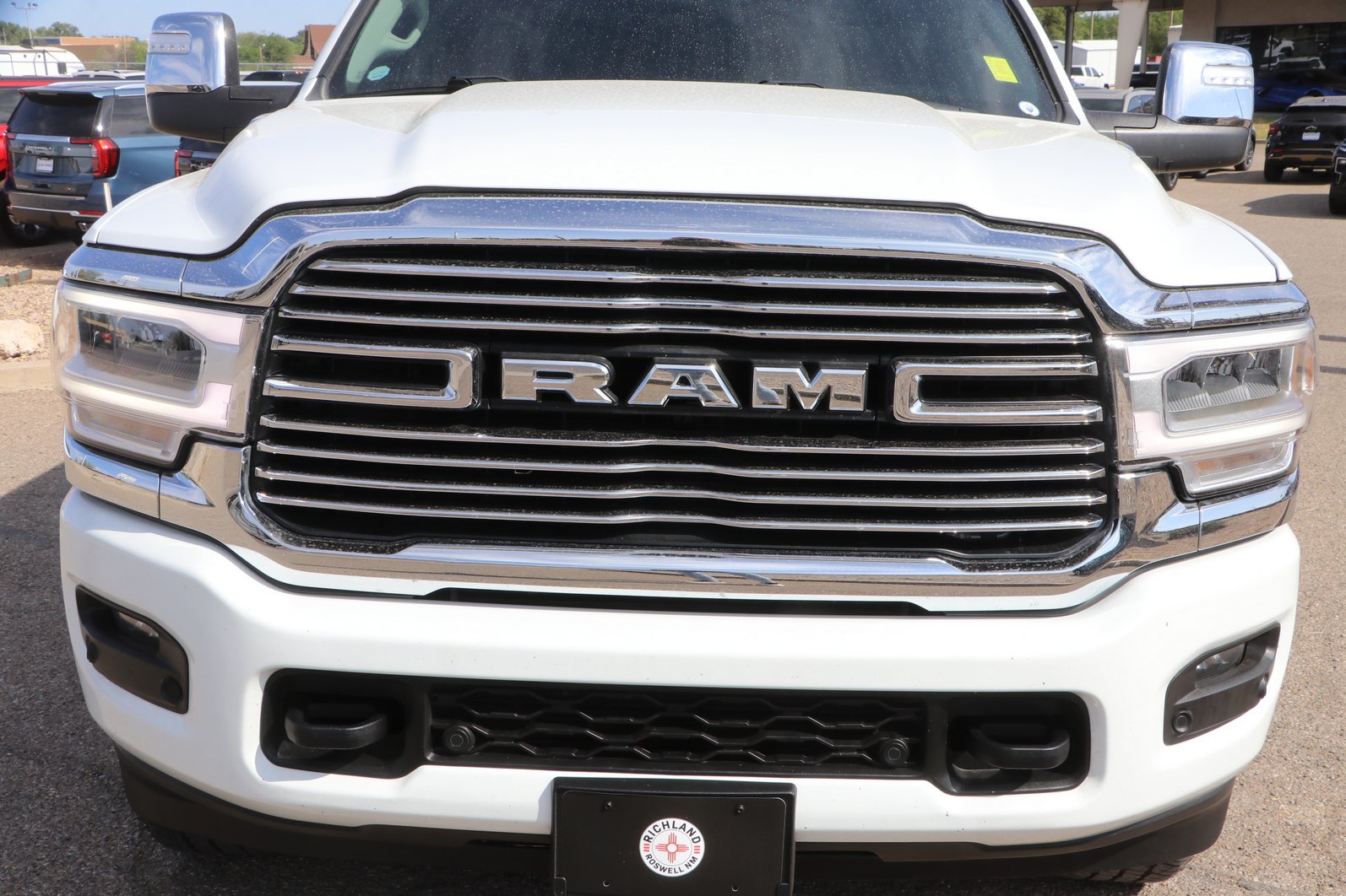 Used 2024 RAM 2500 Laramie w/ Safety Group AWD/4WD image 2