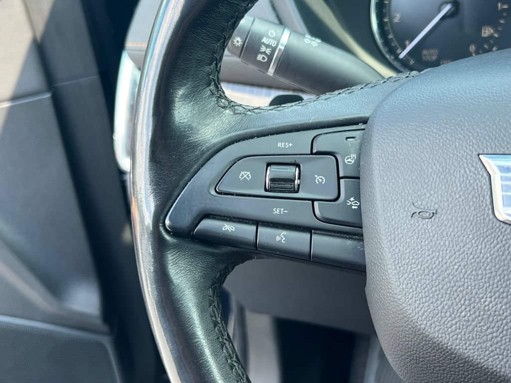 Used 2019 Cadillac XT4 Premium Luxury AWD/4WD image 25