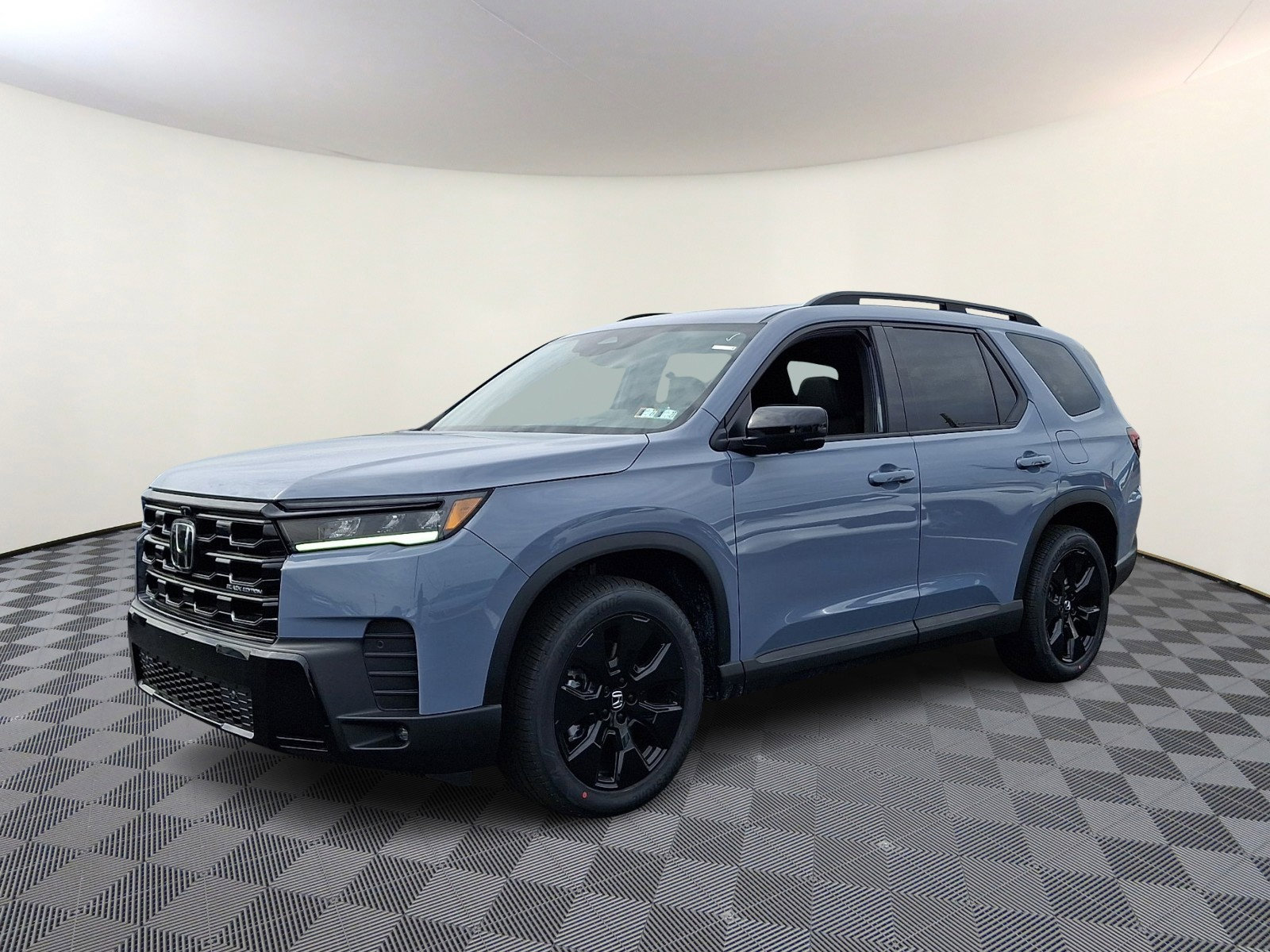 New 2026 Honda Pilot Black Edition image 2