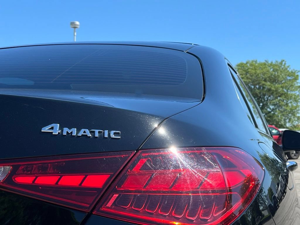Used 2025 Mercedes-Benz C 300 4MATIC Sedan image 12