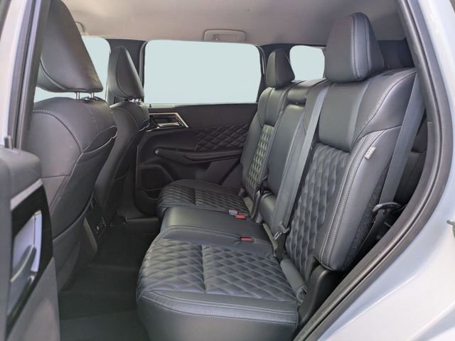 Used 2022 Mitsubishi Outlander SEL AWD/4WD image 15