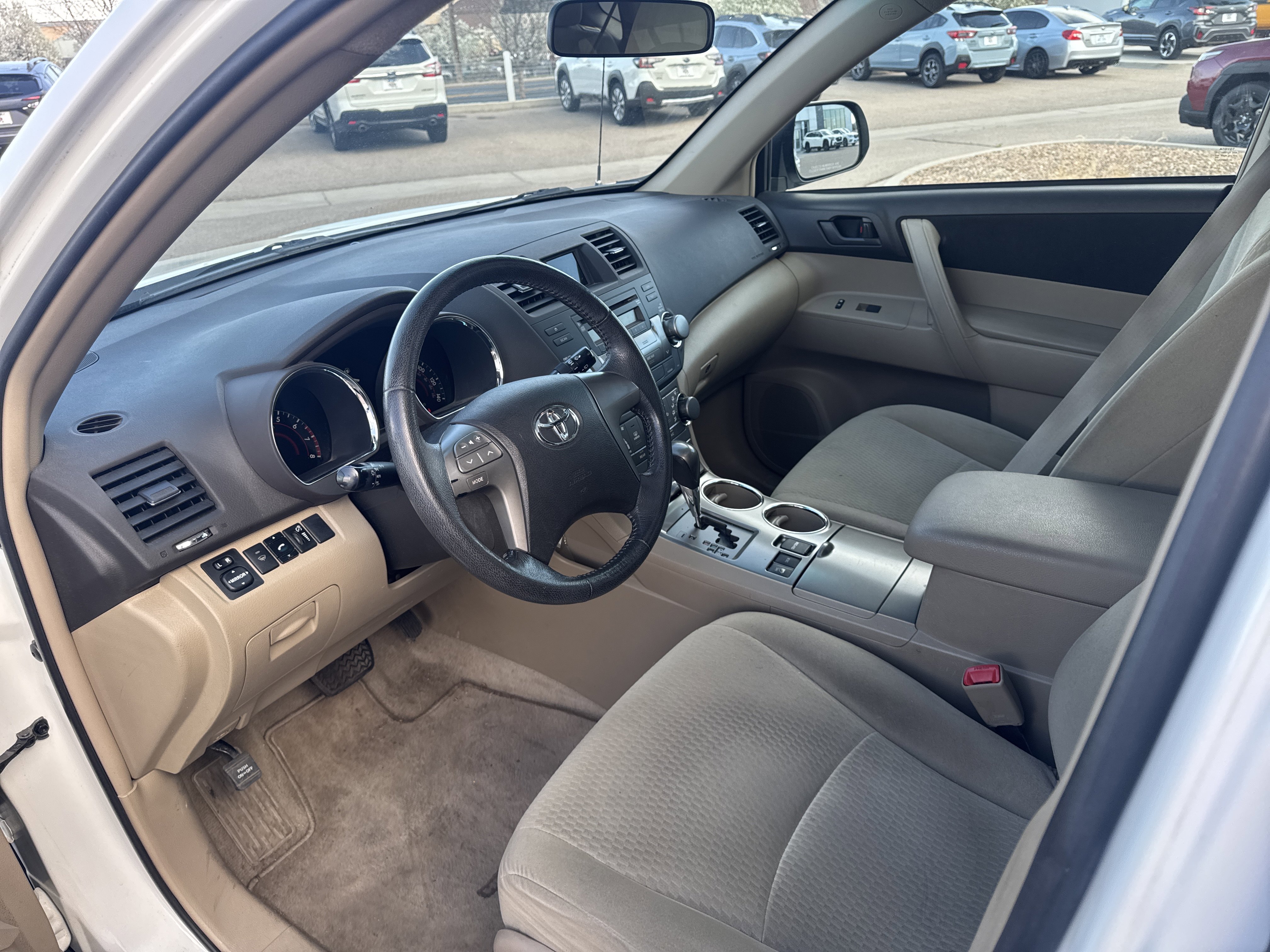 Used 2010 Toyota Highlander 4WD image 26