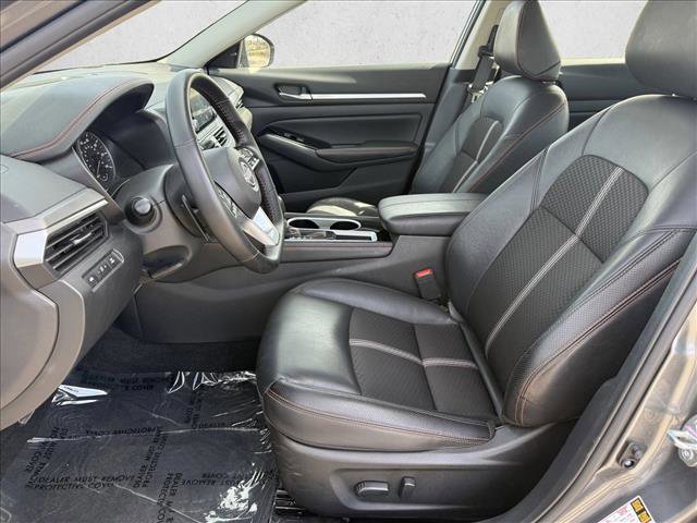 Used 2025 Nissan Altima 2.5 SR image 7