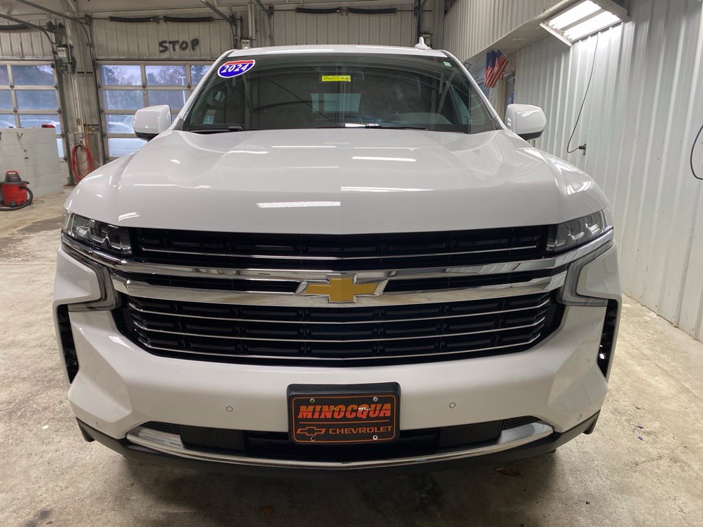 Used 2024 Chevrolet Tahoe LT w/ Max Trailering Package AWD/4WD image 4