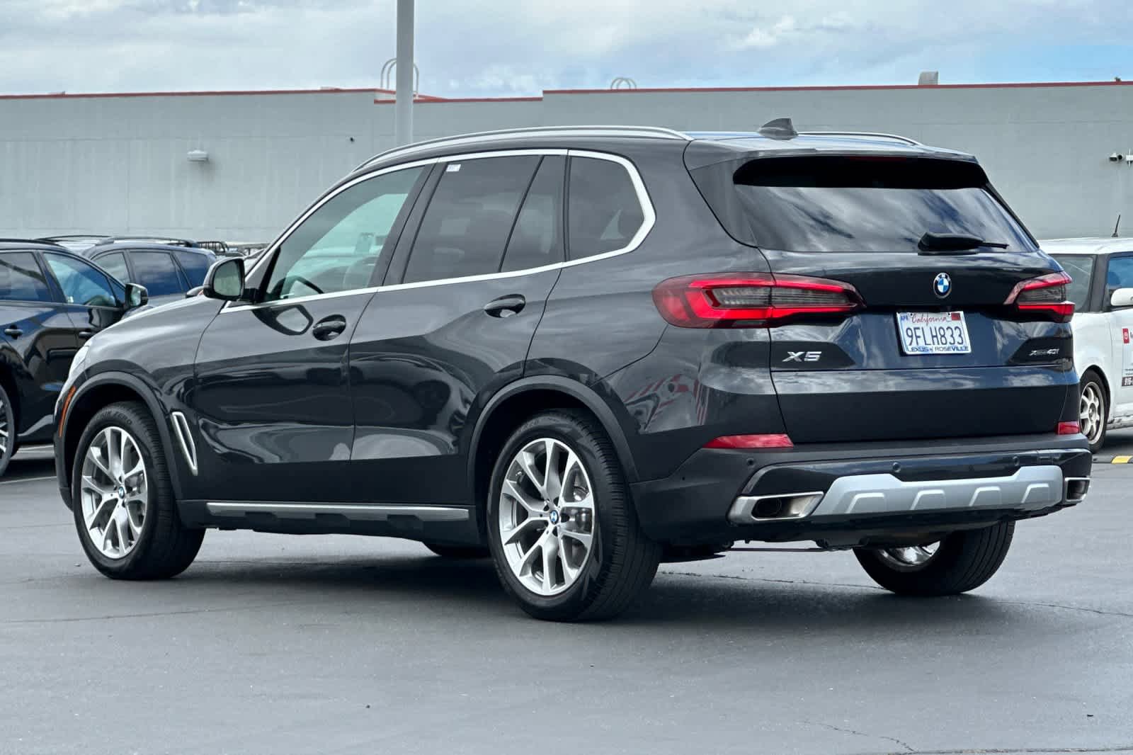Used 2023 BMW X5 xDrive40i w/ Parking Assistance Package image 7