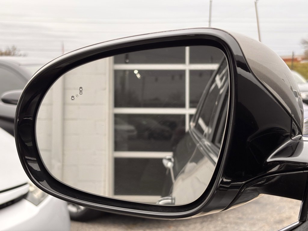 Used 2016 Kia Sorento SX image 18