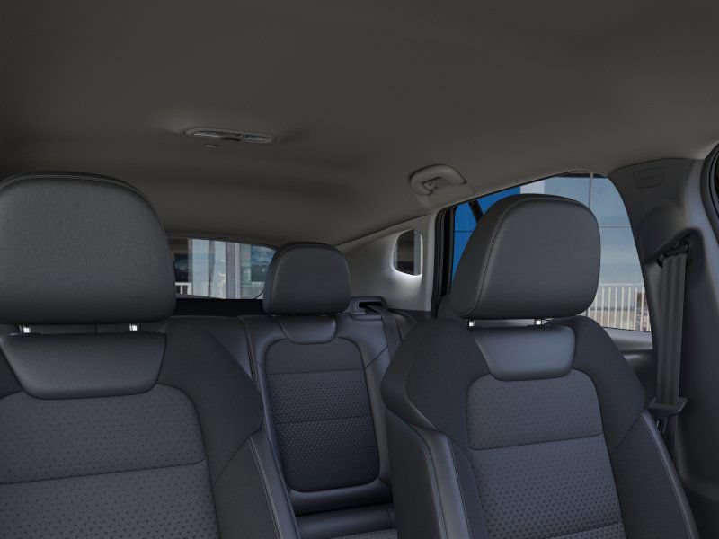 New 2026 Chevrolet Trax LT w/ Driver Confidence Package FWD image 24
