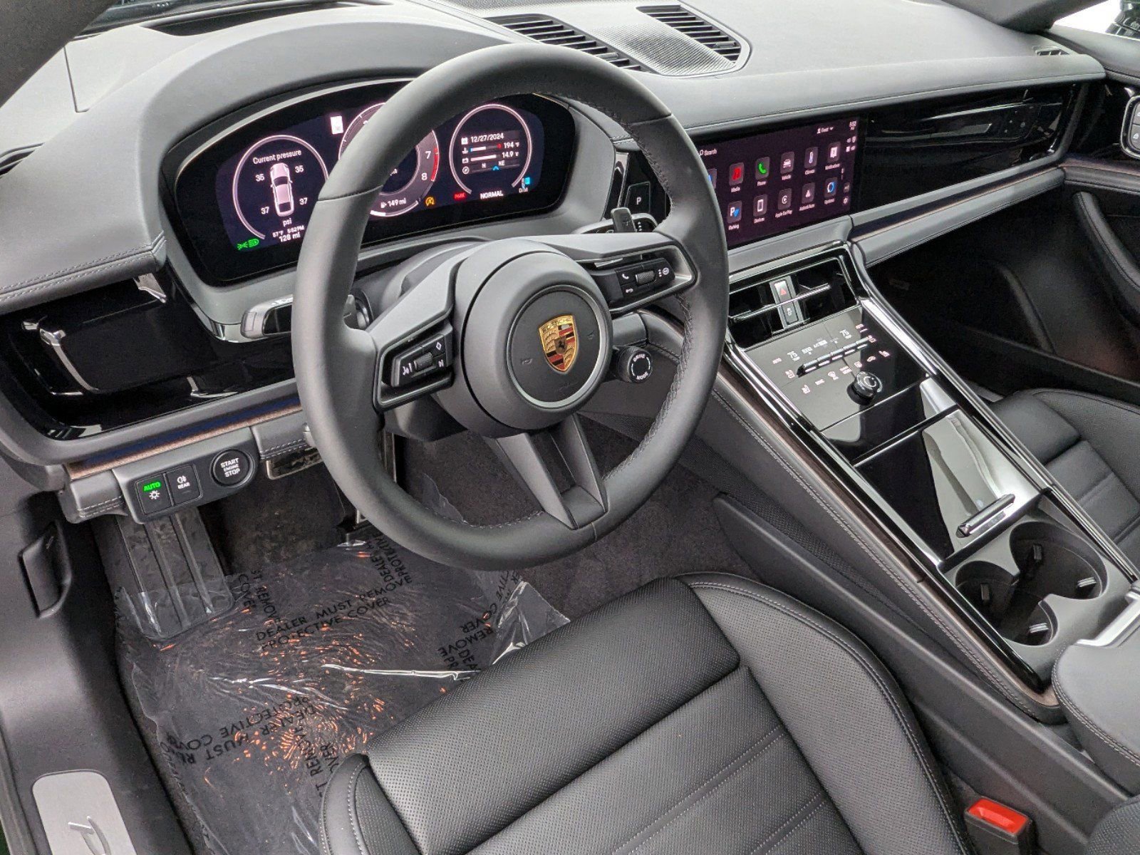 Used 2025 Porsche Panamera 4 image 3