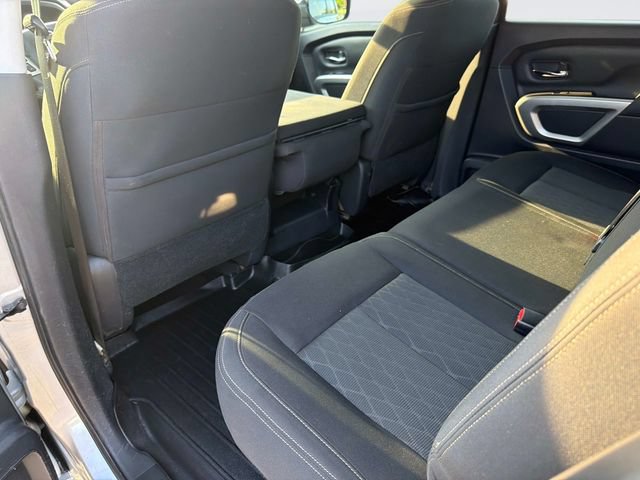Used 2017 Nissan Titan SV RWD image 15