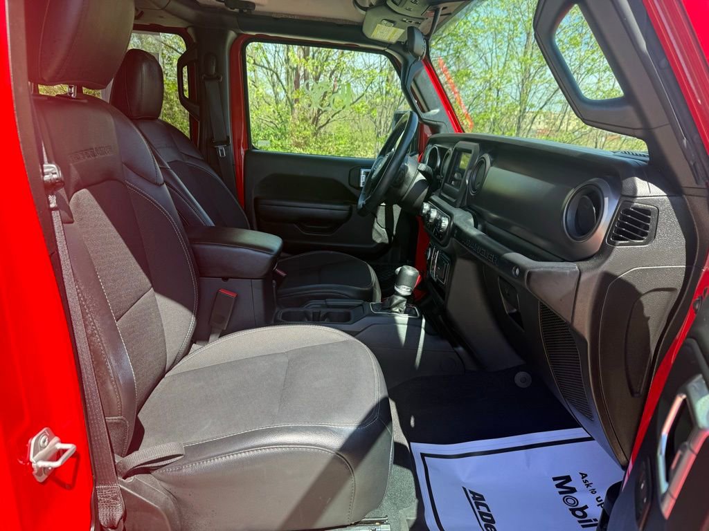 Used 2023 Jeep Wrangler Sport S AWD/4WD image 22