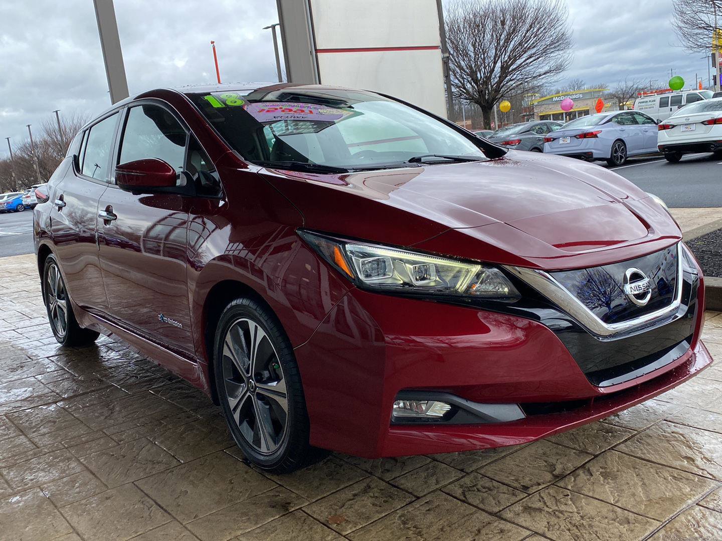Used 2018 Nissan Leaf SL w/ SL Technology Package image 3